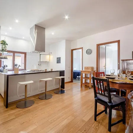 Il Pentagramma House *