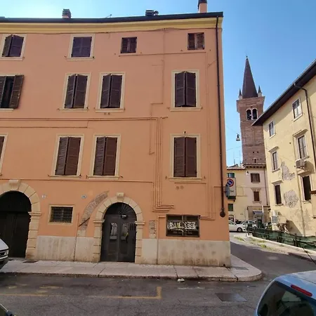 Il Pentagramma House